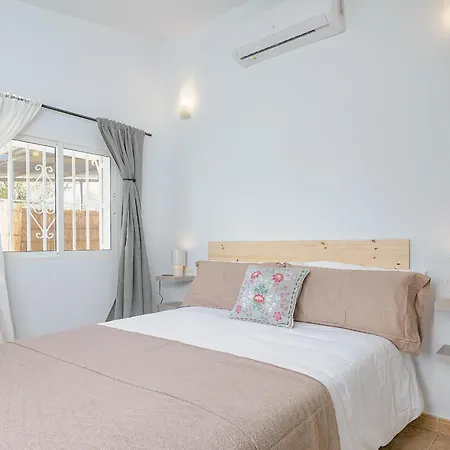 Holiday home Cubo's La Soleada